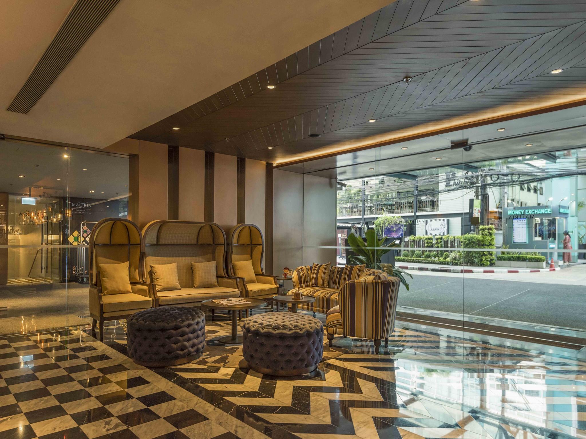 Maitria Hotel Sukhumvit 18 Bangkok - A Chatrium Collection Exterior photo